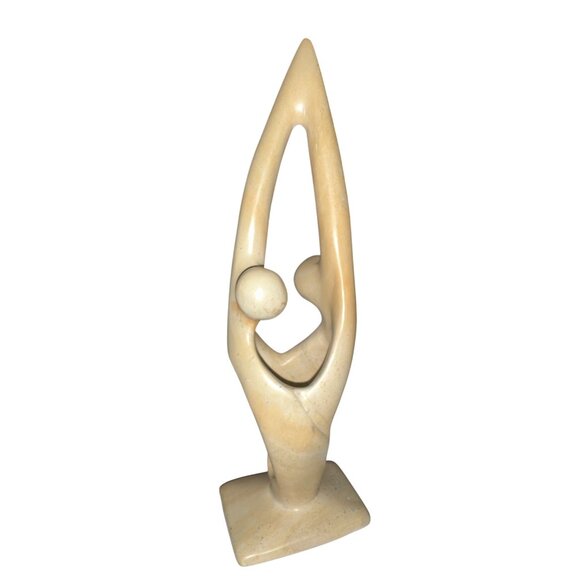 Stone Dancing Ten Thousand Villages Figurine Embracing Couple 9” Made In Kenya - Picture 2 of 5